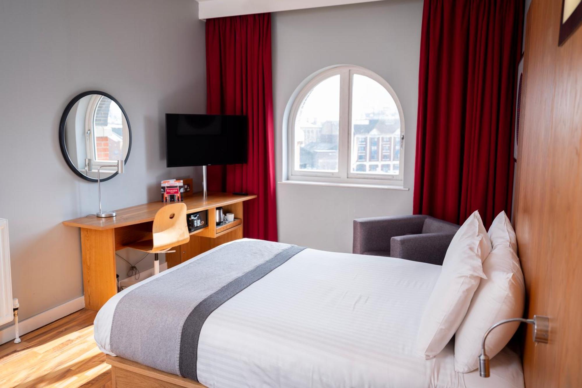 Hotel Ramada By Wyndham Belfast Exteriér fotografie