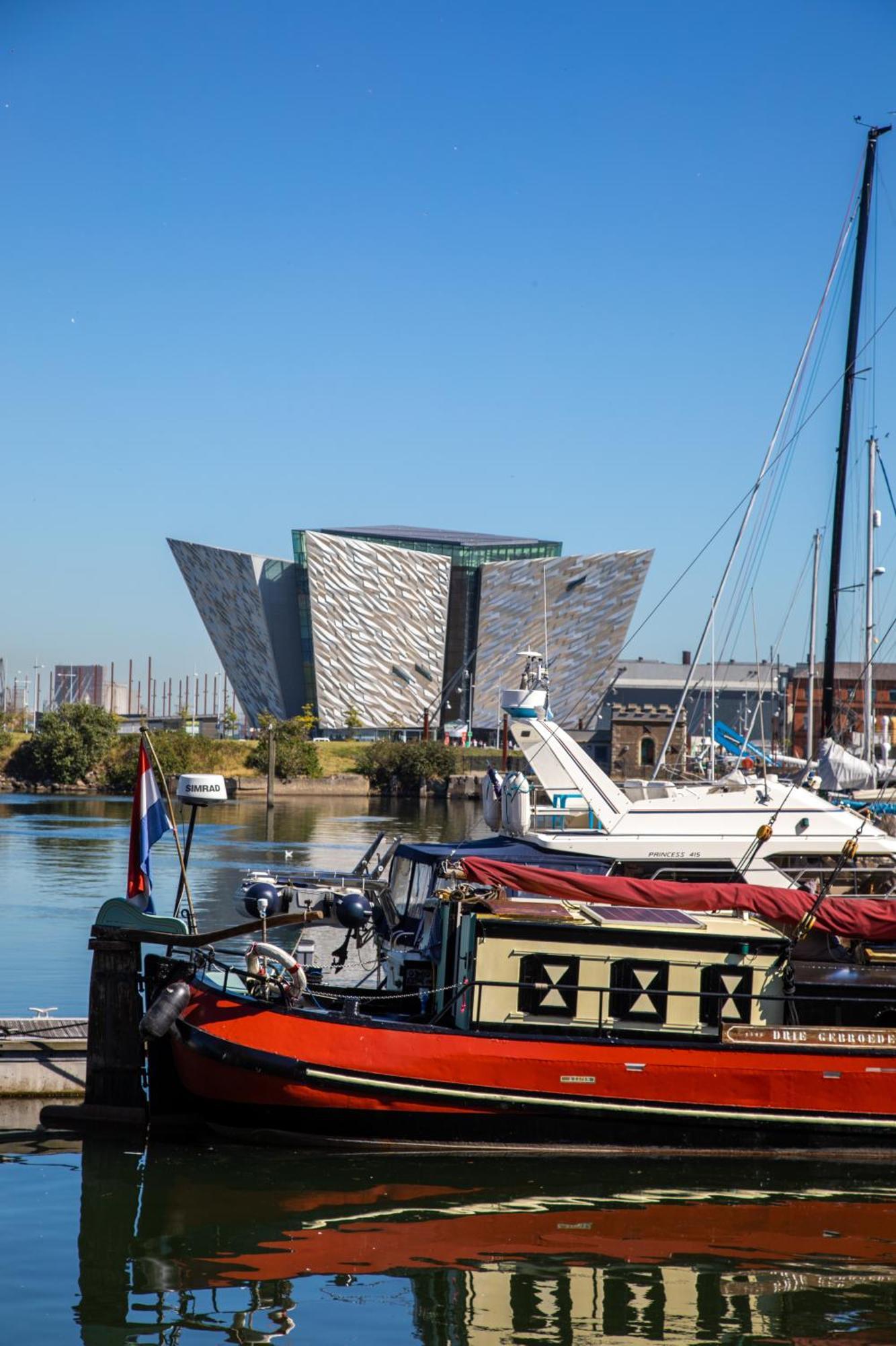 Hotel Ramada By Wyndham Belfast Exteriér fotografie